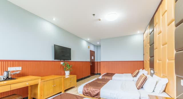 Business Standard Room