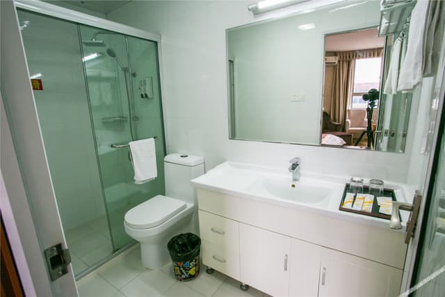 Business Standard Room