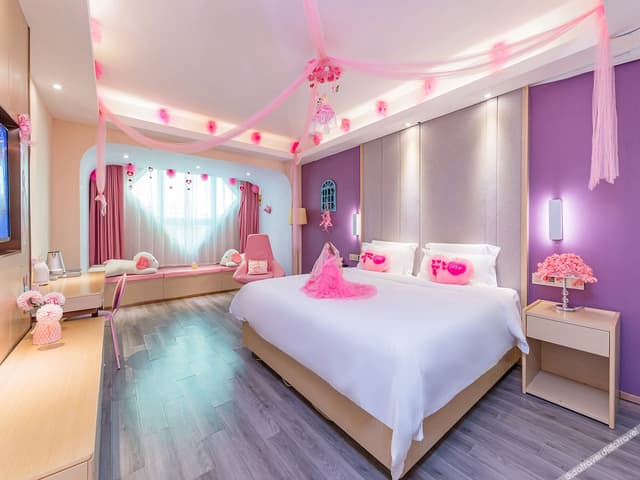 Romantic Room