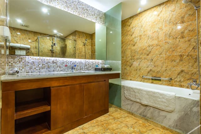 Deluxe Room (Double bed) (Private bathroom)