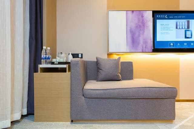 Business Room (2 Beds)