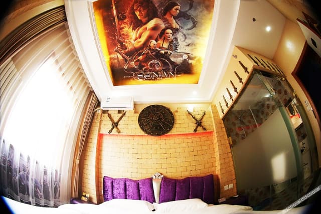 Standard Themed Room