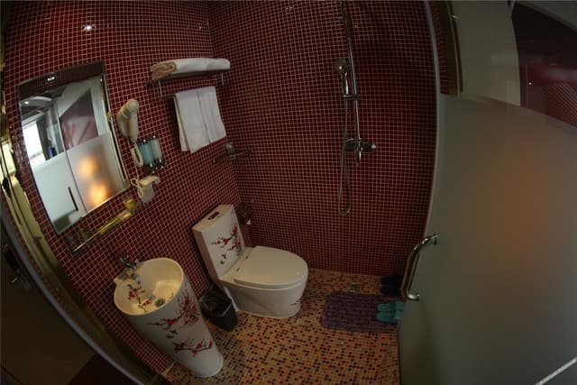 Boutique Theme Room