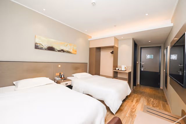 Selected Room (2 Beds)