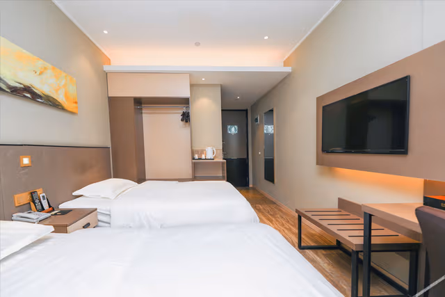 Selected Room (2 Beds)