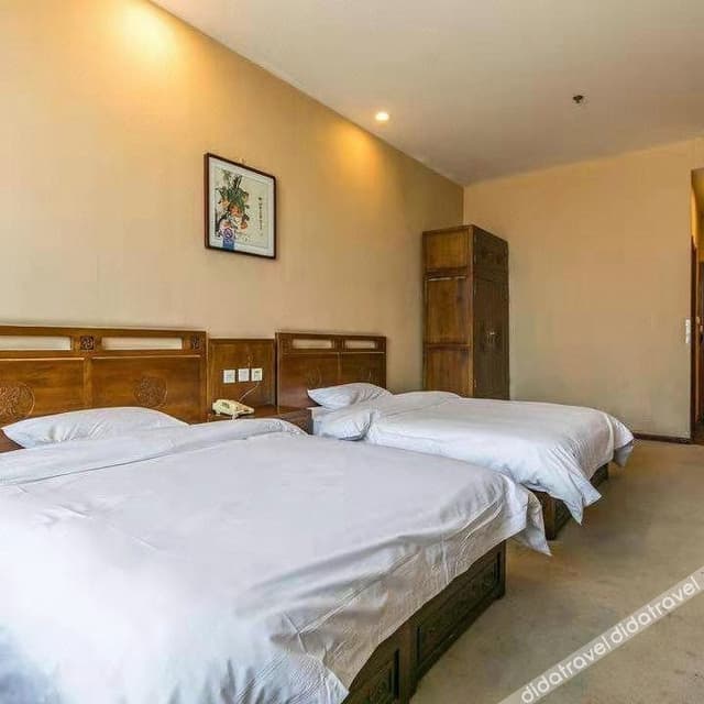 Business Standard Room