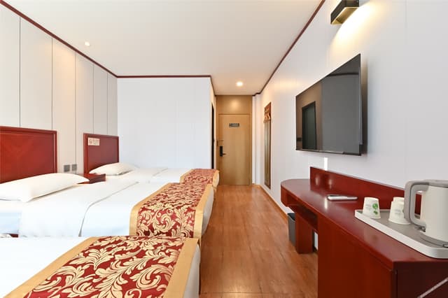 Triple Room