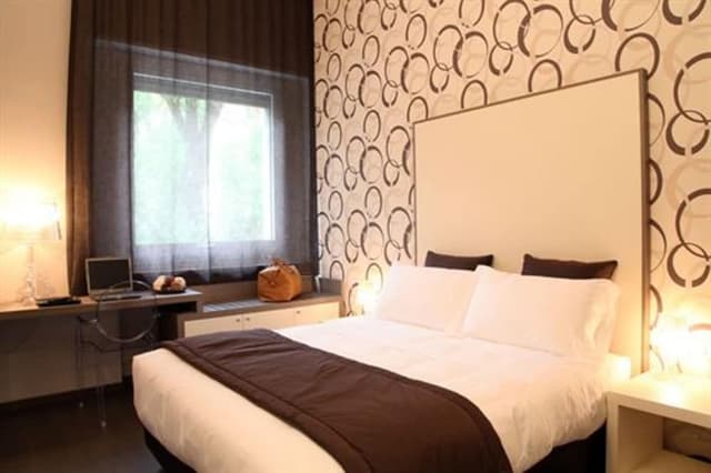 Double Room, 1 King Bed, Park View