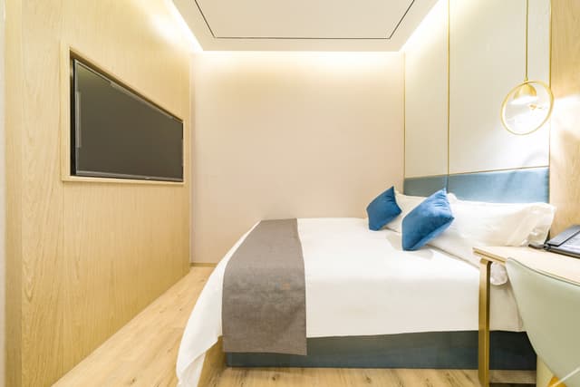 Smart Room (Double bed) (No window)