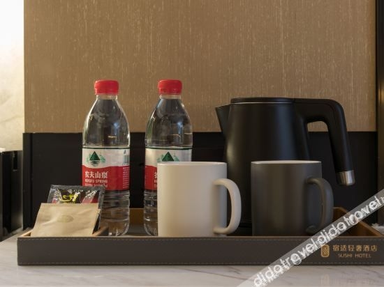 Qilai Light Luxury Hotel4