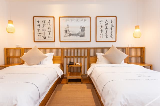 Phoebe Zhennan Serenity Twin Room