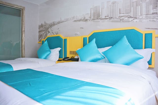 Business 2-bed Room