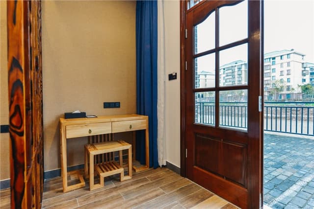 Deluxe Room - Near River (Double bed)