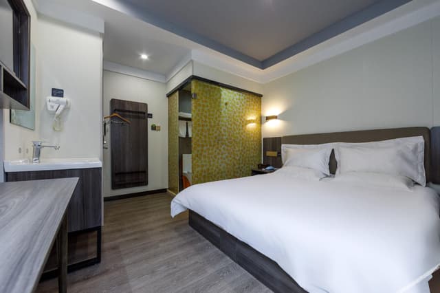 Superior Double Room A (Without Window)