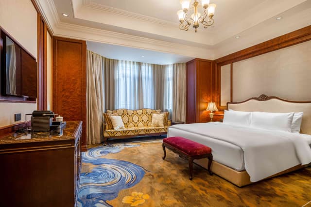 Garden-view Suite
