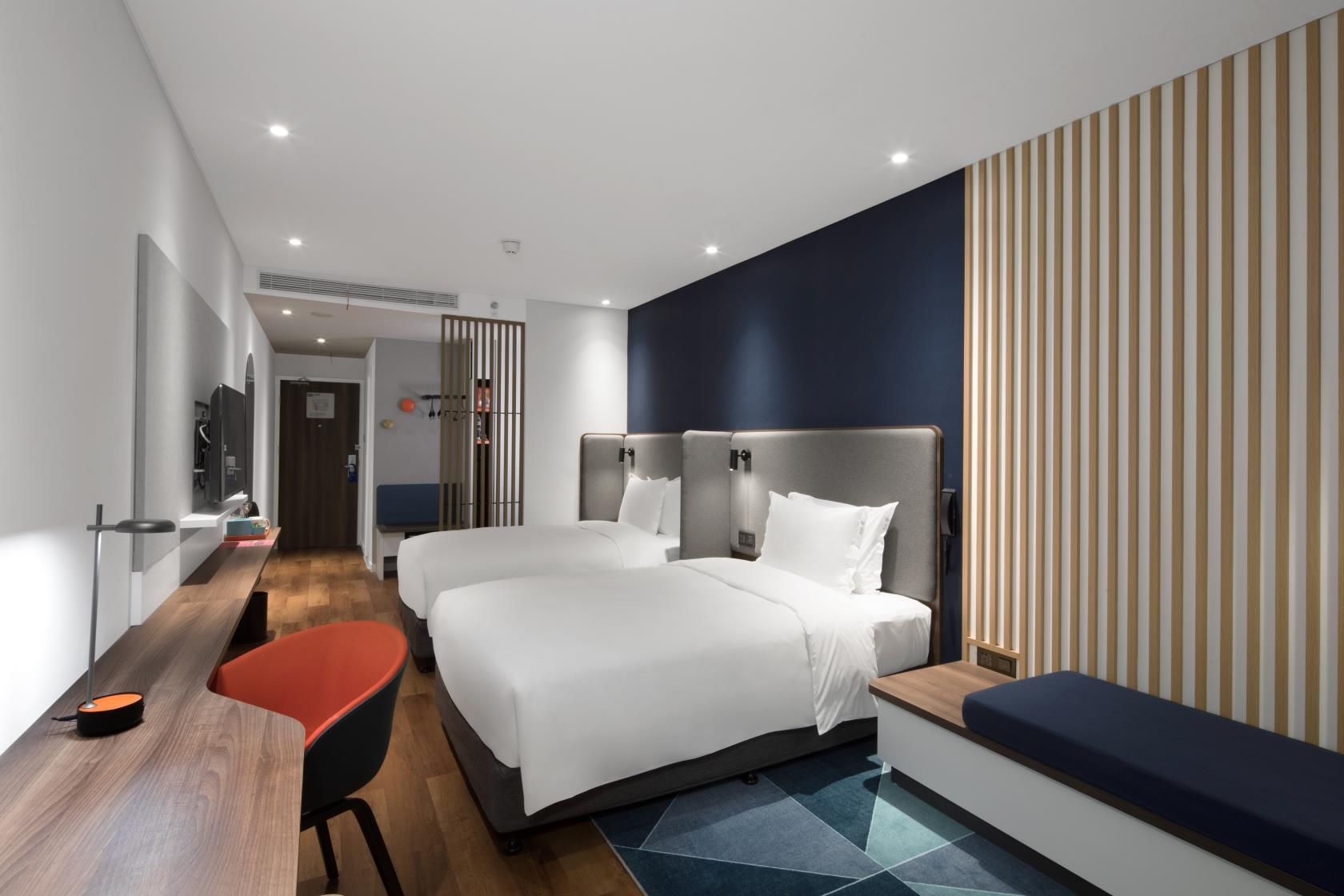 โรงแรมบัตตันวูด (Buttonwood Hotel)3