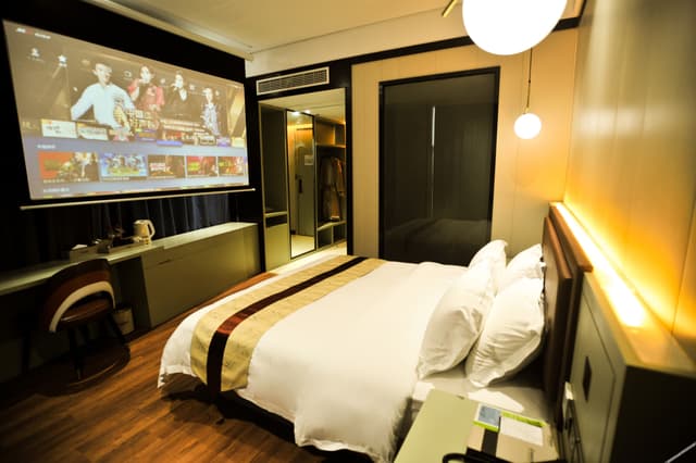 Featured Room - With View (Double Bed)