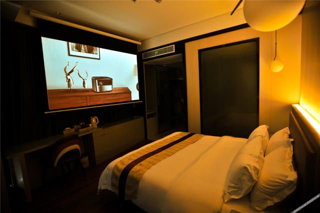 Featured Room - With View (Double Bed)
