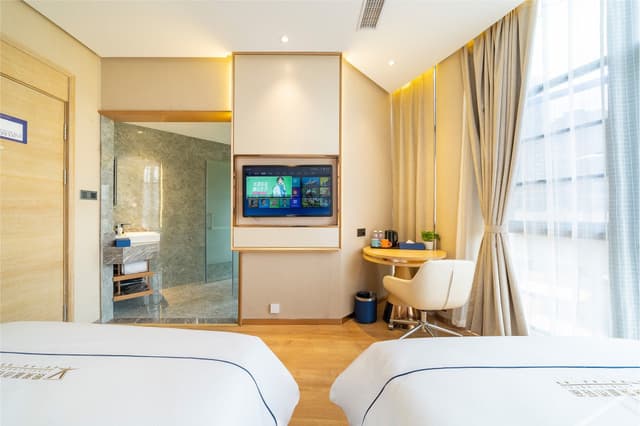 Light Luxury Business Family Room