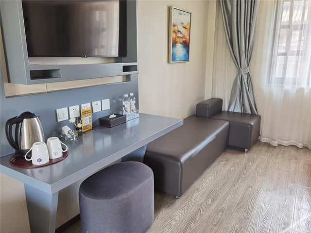 Z Smart Family Room