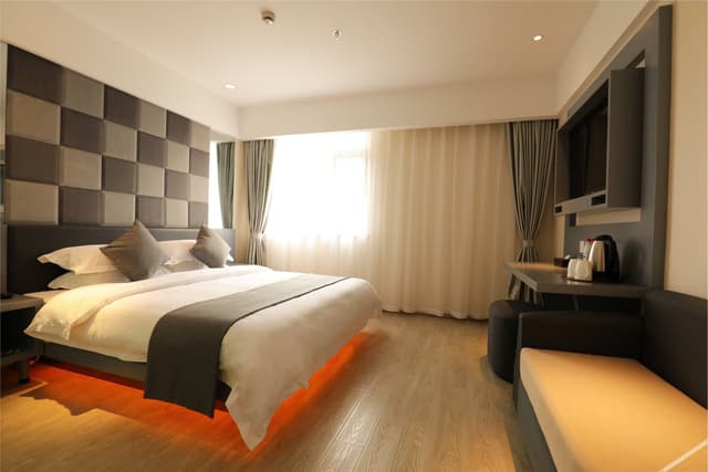 City Room (Double Bed)