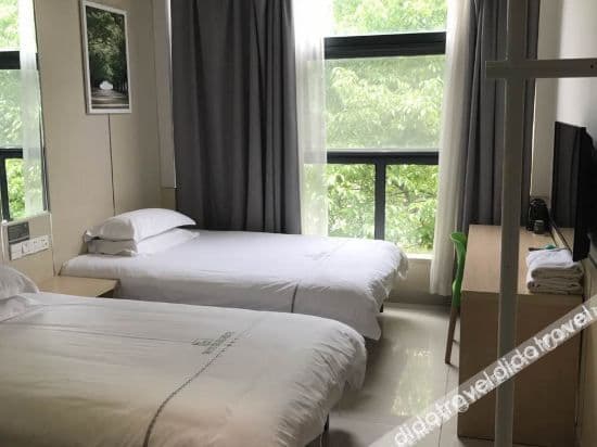 Business 2-bed Room