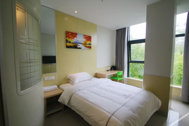 Business Room (Double bed)
