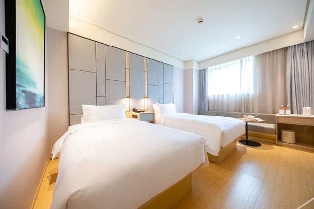 Superior 2-bed Room