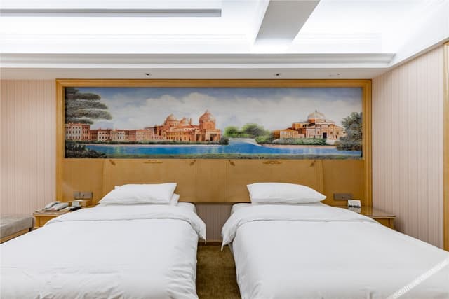 Deluxe 2-bed Room