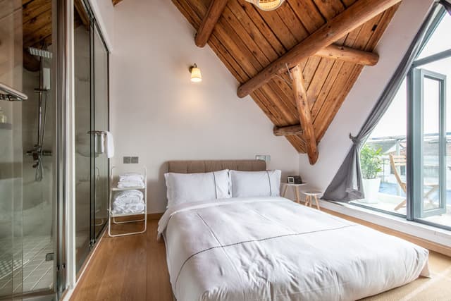 Guestroom - Mountain-View