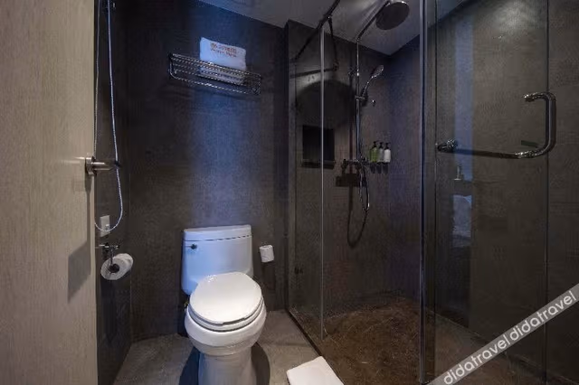 Double Room (No Window)