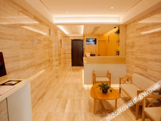 Homeinn Ripple Yun Hotel (Shanghai Hongqiao Railway Station National Exhibition Center Jinghua Road)4