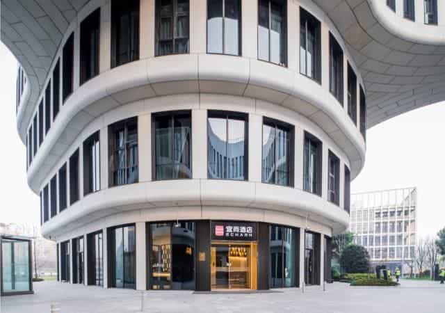 Echarm Hotel (Shanghai Hongqiao Hub National Exhibition Center)