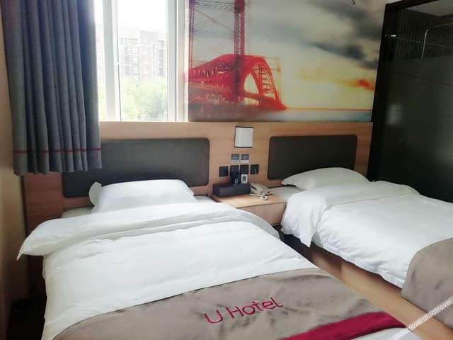 Standard Room (2 Beds)