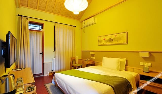 Guestroom - Courtyard-View (Double Bed)