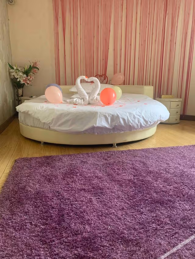 Romantic Room