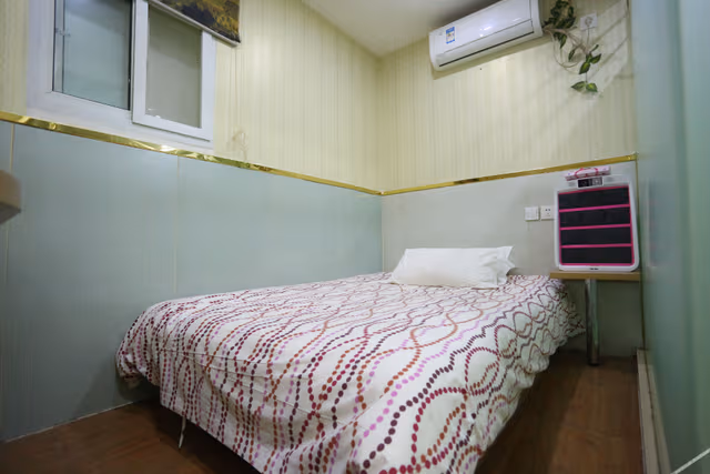 Cozy Single Room