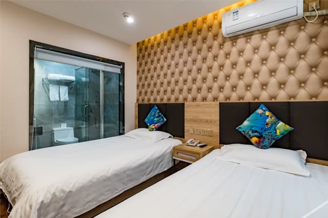 Guestroom (2 beds)