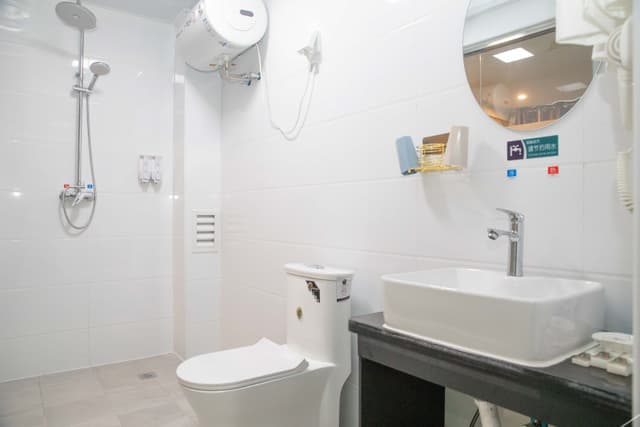Standard Room (2 beds)
