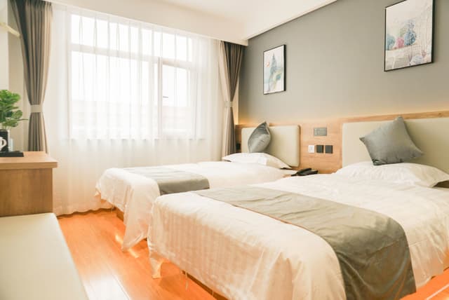 Featured Room (2 Beds)