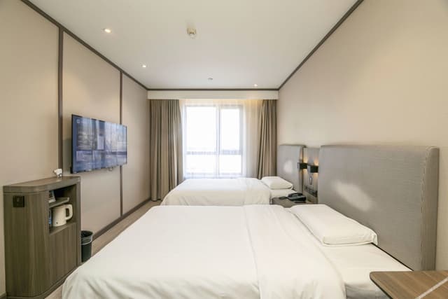 Guestroom (2 beds)