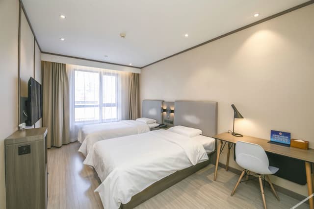 Guestroom (2 beds)