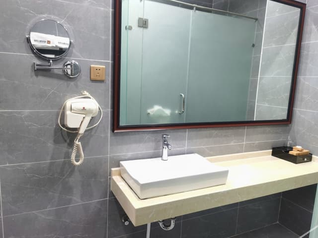 Deluxe Smart Room (Double Bed)