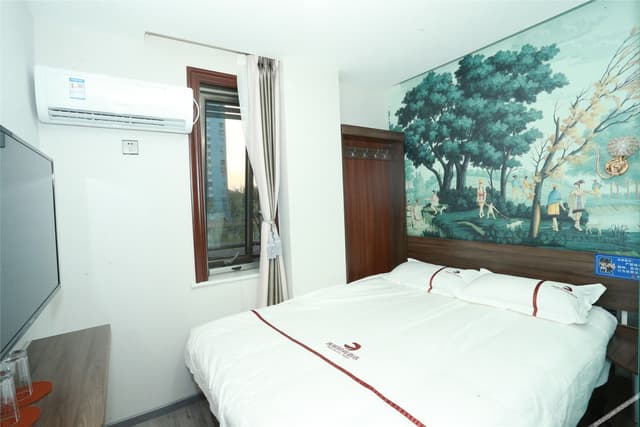 Cozy Double Room