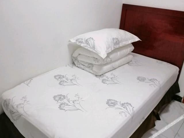 Standard Single Room (Without window)