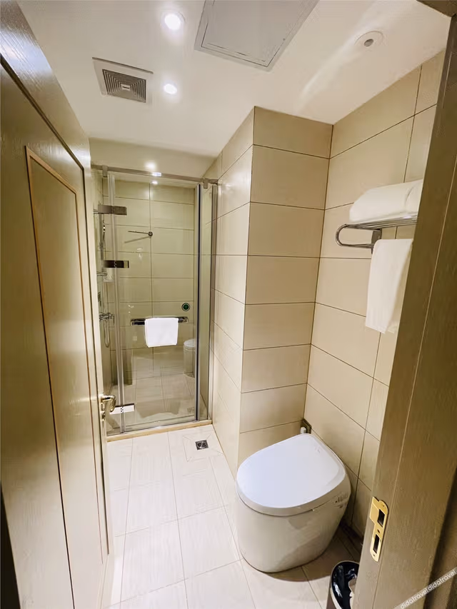 Panoramic Twin Room