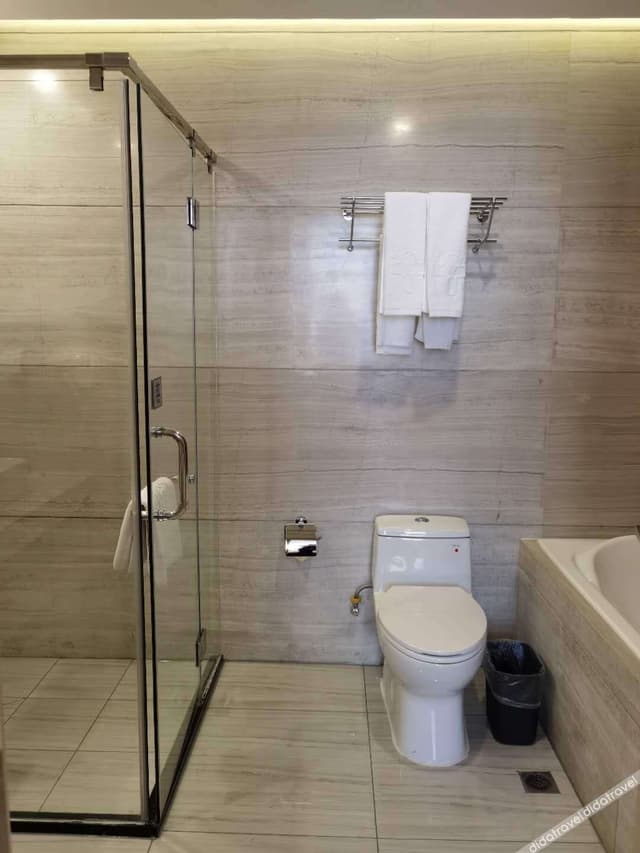 Deluxe Four-person Room