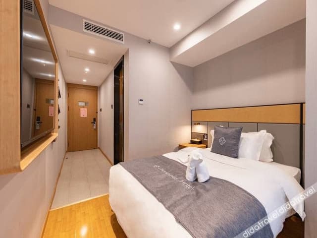 Featured Single Room
