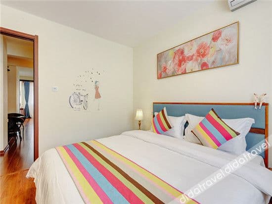 Suite - 2-Bedroom (Split level)