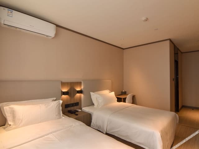 Guestroom (2 beds)